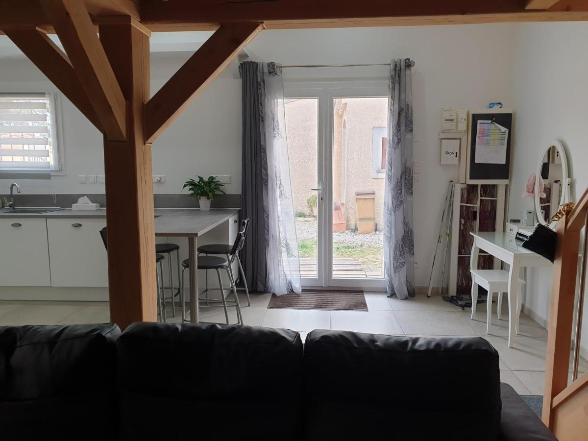 Petite Maison Meublee Entre Avignon Et Carpentras Morieres-les-Avignon Exterior foto